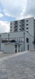 Centar Crnjanski 2 - 5