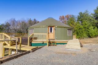 Glamping with Mountain Views! Newport Yurt Retreat! - 8