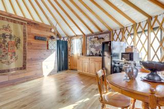 Glamping with Mountain Views! Newport Yurt Retreat! - 2