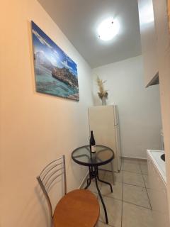 New Place Athens - 5