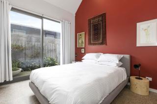 Spacious 1-Bed Townhouse in Norlane - 4