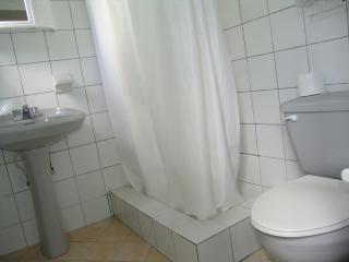 Waverider Apartments - 5