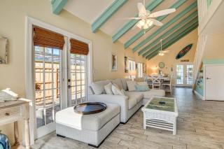 Cape Canaveral Cottage with Pool - Walk to Beach! - 5