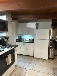 Cozy Crescent Tree Cabin Near Bear Mountain - 5