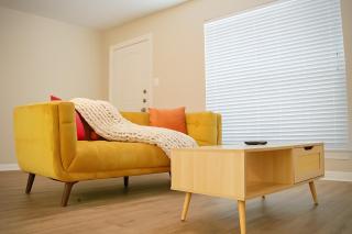 KINGbed resort style pool gym nearTheHeights - 7