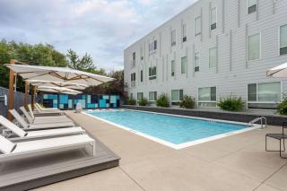 Bright & Cozy 2BR Retreat w Parking Broad Ripple - 3