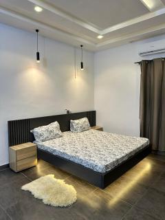 Le Safira de 2 chambres & cuisine équipée-Akogbato - 2