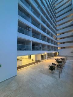 Beach Veronica Luxury Ocean View Apartment - 6