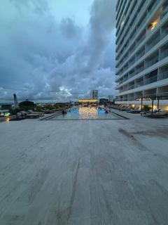 Beach Veronica Luxury Ocean View Apartment - 5