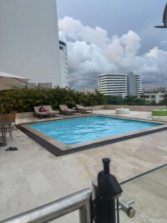 Beach Veronica Luxury Ocean View Apartment - 4