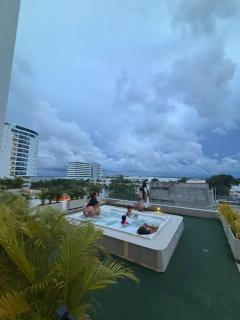 Beach Veronica Luxury Ocean View Apartment - 1