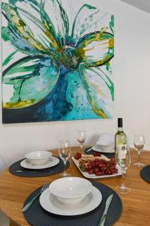 Bourke Escape - Seaside Comfort near Wollongong CBD - 1
