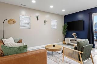 Chic Boho Retreat Near Downtown - 8