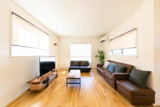 1棟貸し 最大7名 屋上ジャグジーで極上体験 和室と広々リビングで快適ロングステイ - 7