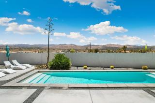 Aria by The CoHost Company - 8