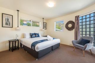 Isle of Views 2km to MONA - 7