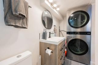 Beachside Bliss -Unit 1 - Walk to Ocean & Restaurants - 6