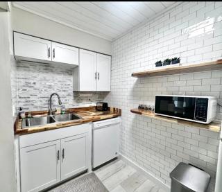 Sunlit Sands Destin Condo - 9