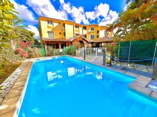 T2 lumineux avec vue sur mer et piscine - 4