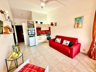 T2 lumineux avec vue sur mer et piscine - 2