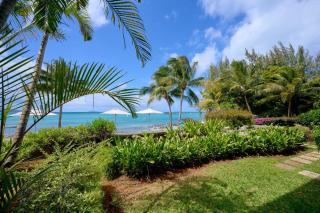 Coin de Mire Seafront Retreat right on the beach - 1