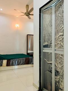 Taiping Nest Homestay 3BR, 7Pax, WiFi, Private Parking, Comfy - 3