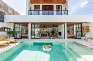 Valaya - 3BR Villa near Canggu - 2