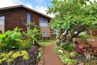 Polynesian Shores 111 · PS 111 Updated Condo w Ocean Views Pool - 3