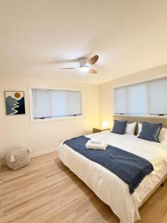 Cozy 5BD 2BTH Home with Scandinavian Vibes - 3