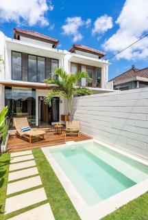 Tropical Loft Kerobokan - 1