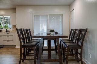 Cozy 3BR Escape • Peaceful Vibes • Central Spot - 3