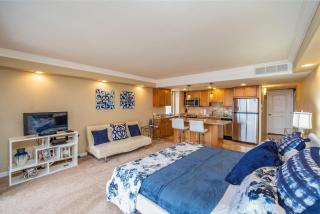 Kaanapali Shores 942 · KS 942 Spacious Top Floor Studio w Ocean - 9