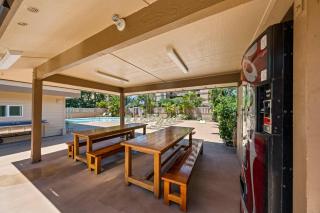 Maui Kai 201 · MK 201 BeachFront 1BD w Private Deck Pool AC - 6