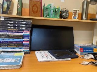 Quiet Private Room with Kitchen Access , Perfect for Travelers - 1