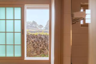 Jeju Amor House Oceanview Oreum - 4