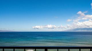 Maui Kai 903 OceanFront Studio AC Pool Ocean View - 2