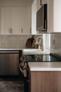 Luxury Lakefront Retreat Spa Beach Ski - 4