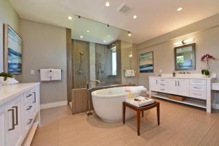 Hale Nui · HALE NUI Luxury Retreat 5BD w Private Pool Hot Tub - 7