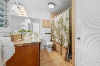 International Colony Club 37 · ICC 37 Remodeled Hawaiian Cottage - 7