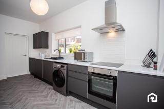 Vacant Nests The Fredrick Close to sea front - 9