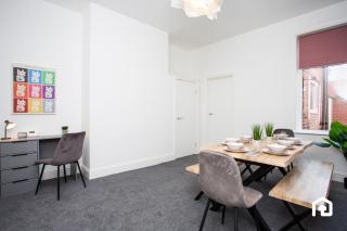 Vacant Nests The Fredrick Close To Sea Front - 2