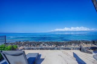 Hale Kai 110 · HKI 110 1BD Condo w Oceanviews and Oceanfront Poo - 7