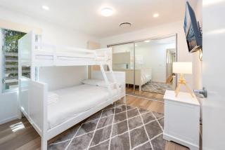 Lux Beach Front Apartment - 3