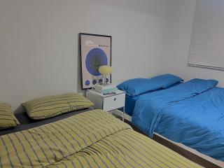 DH hosus Itaewon Bukchon Gwanghwamun Gyeongbokgung Myeongdong Namdaemun Market Haebangchon Namsan Town - 8