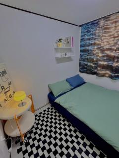 DH hosus Itaewon Bukchon Gwanghwamun Gyeongbokgung Myeongdong Namdaemun Market Haebangchon Namsan Town - 4