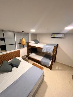 Rodadero Apartamento Familiar- 2 Hab y Balcon a 1 Cuadra De La Playa - 4