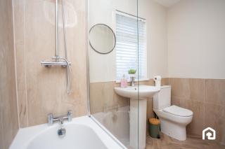 Vacant Nests The Wynd Spacious Home Parking - 7