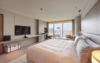 InterContinental Tianjin Yujiapu Hotel & Residences by IHG - 3