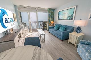 King 1 BR Bay Watch,Nice Direct Ocean Front,Pools! - 8