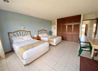 Beachfront Suite in Cancun - 8